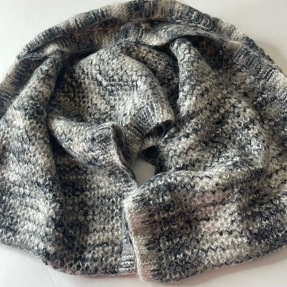 BCBGeneration Winter Infinity Scarf Gray Black